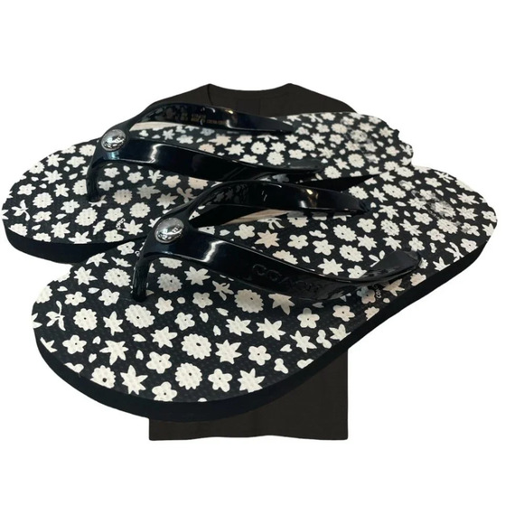 Coach Black‎ and White Flip Flops - Picture 4 of 4